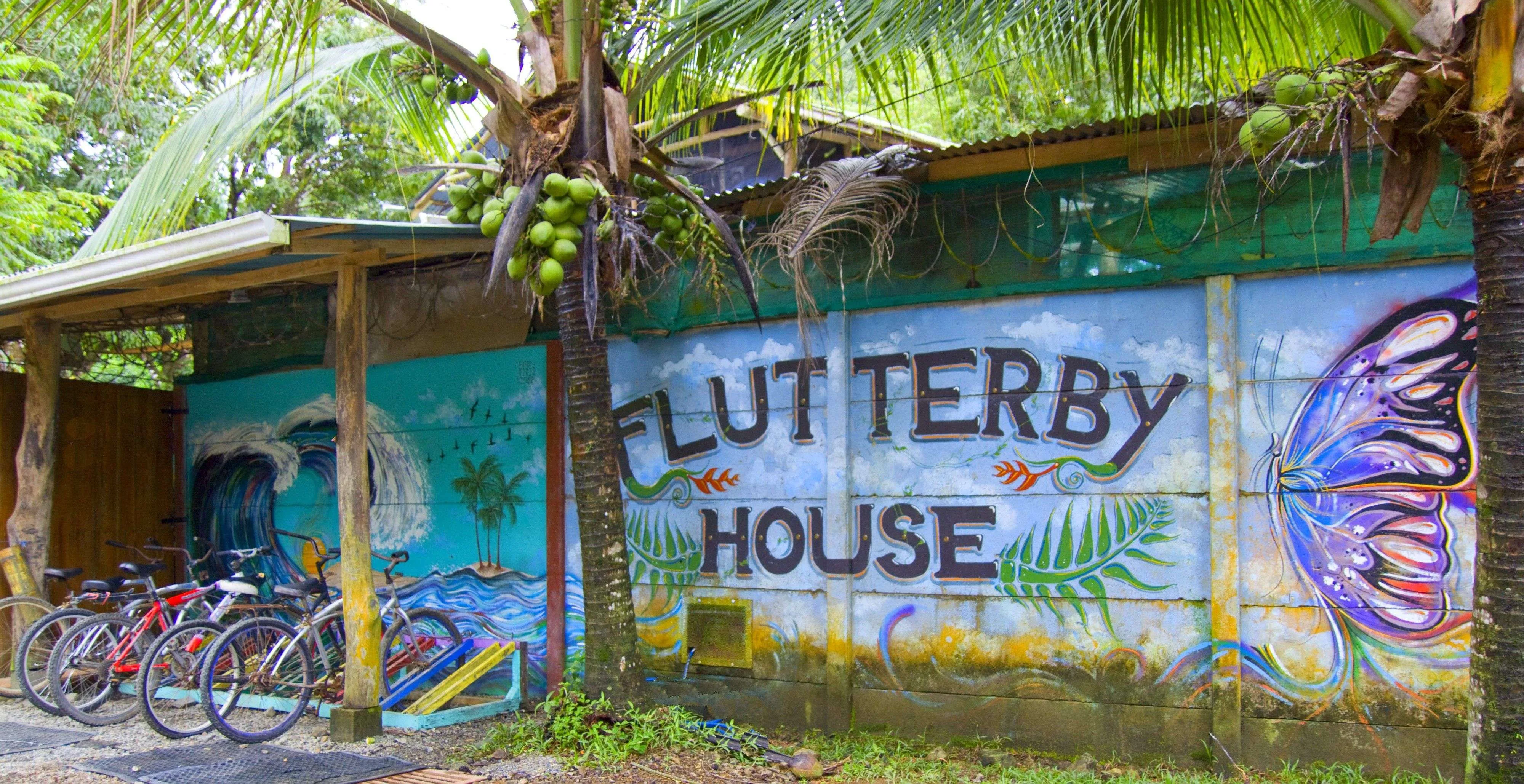 The Flutterby House at the beach - More than just a traditional hostel
