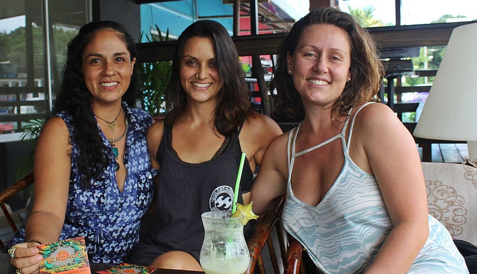 El Mercado in Bahía Ballena - The girls behind the initiative