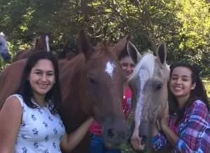local girls' program Chicas y Caballos