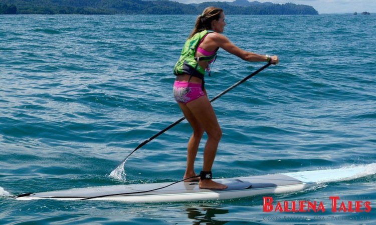 SUP-Competition Bahia Uvita 2013 - Female winner. 