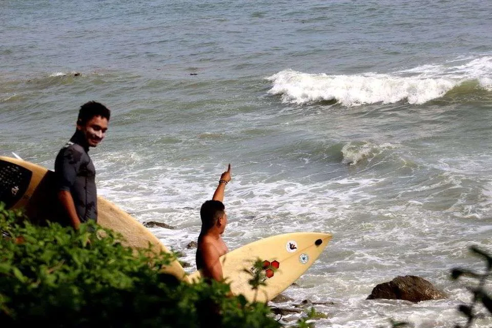 Surf en Costa Ballena Pacifico Sur Costa Rica