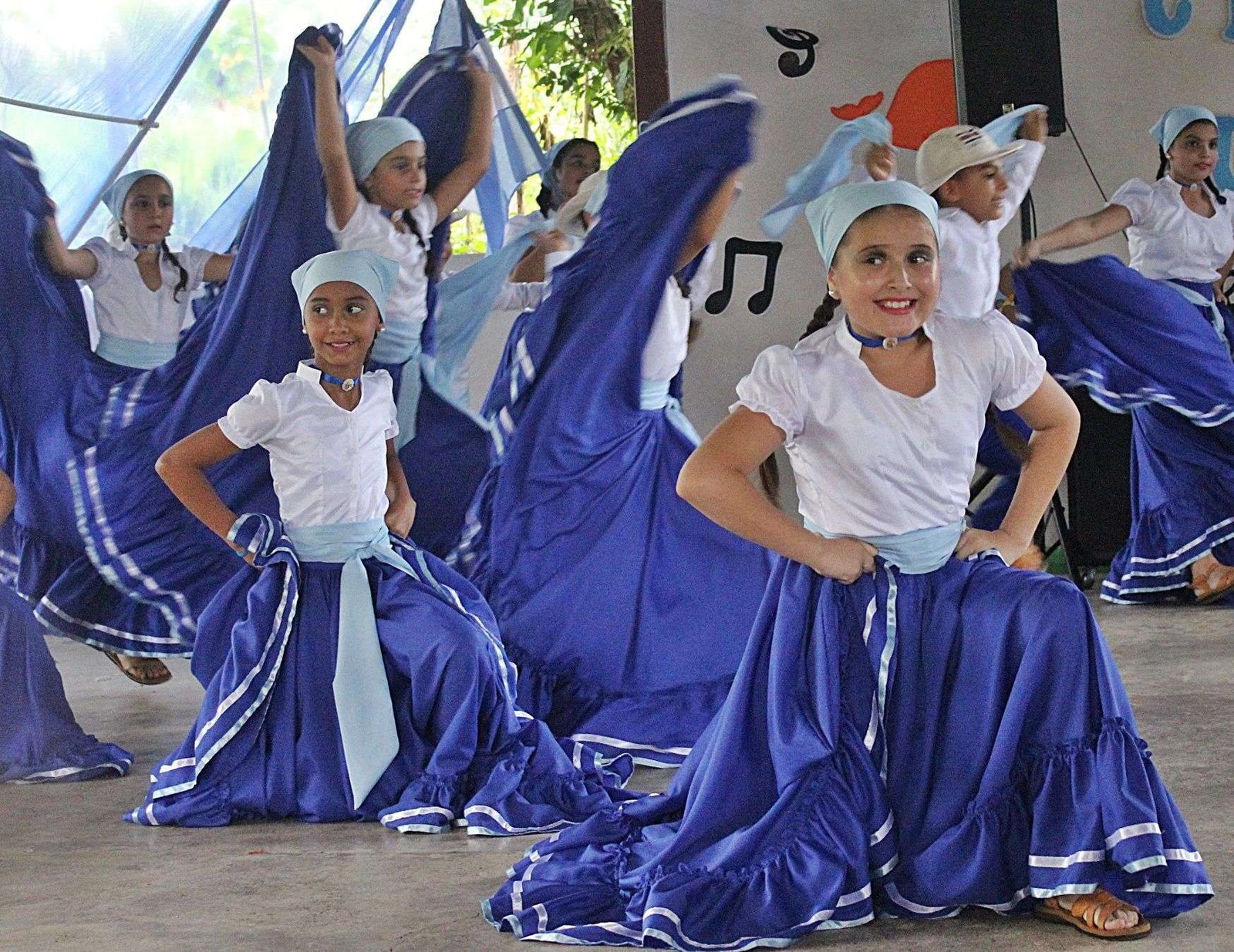 Festival de las artes, Escuela Uvita