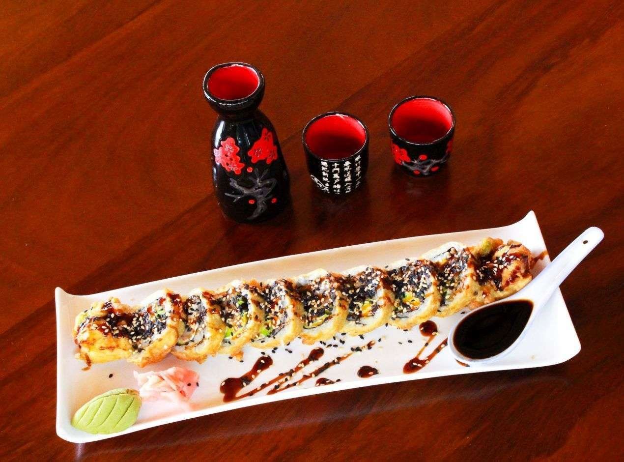 Ojochal, Family restaurant, cozy atmosphere, specialty Japanese, international and fusion food.