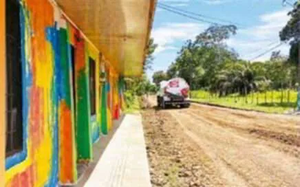 Revista - Magazine Ballena Tales , Ciudad Puerto Cortés