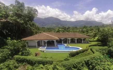 Three Reasons Why You Should Move To Costa Rica