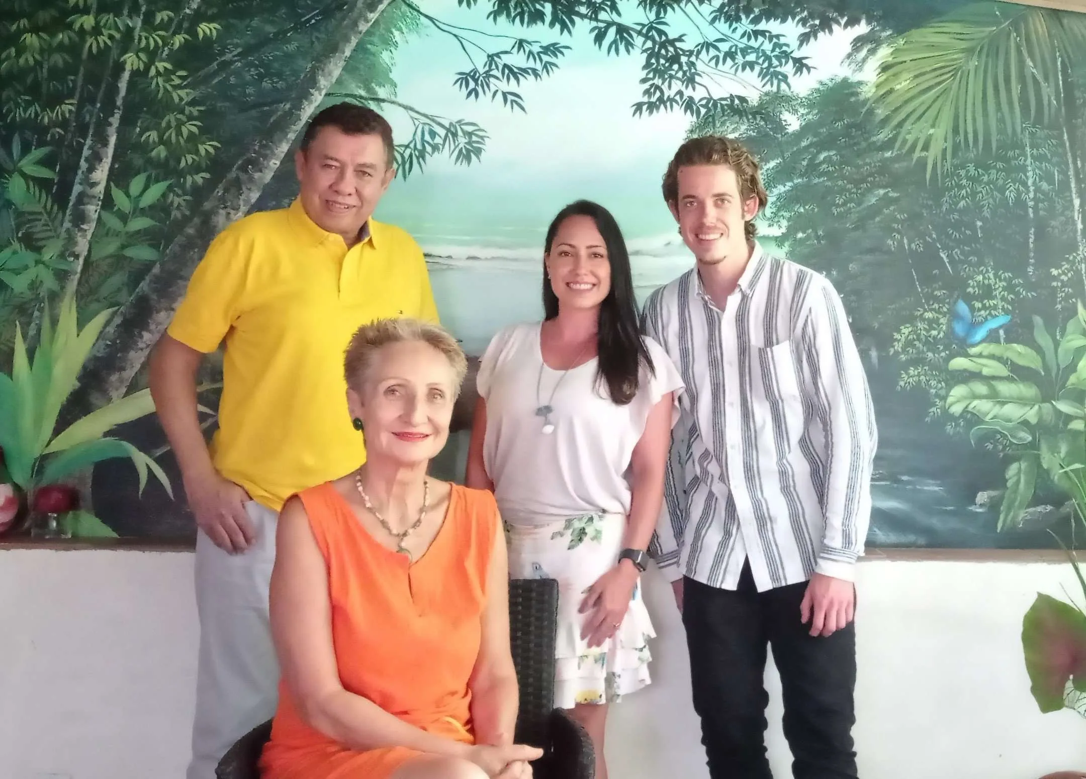 Revista Ballena Tales - guía para viajeros, residentes e inversionistas