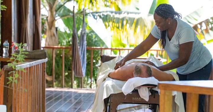 Massage - Physical Therapist Japhet Jones