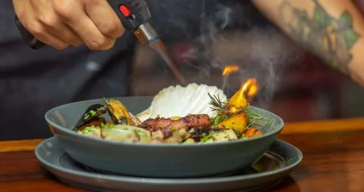 Wellbeing Chef Mayron - Preparing a Delicious Meal