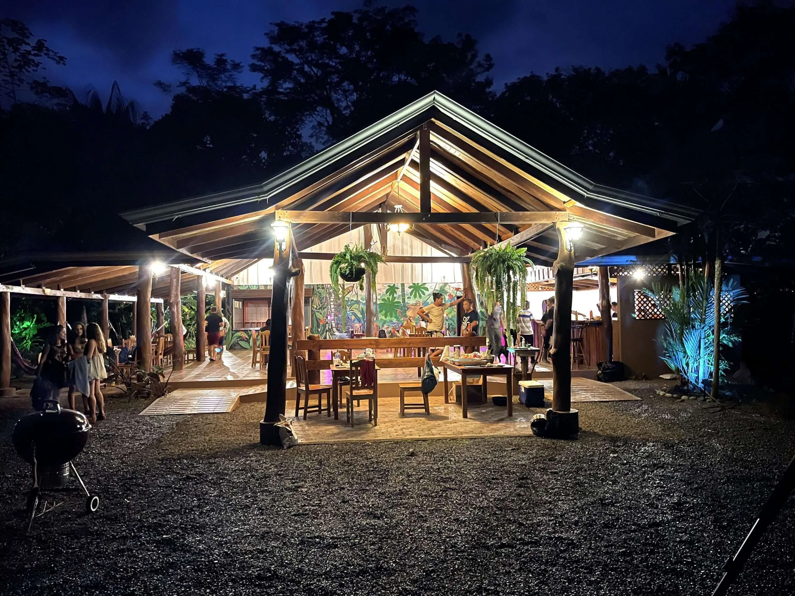 Whale Tail Hotel & Brewery