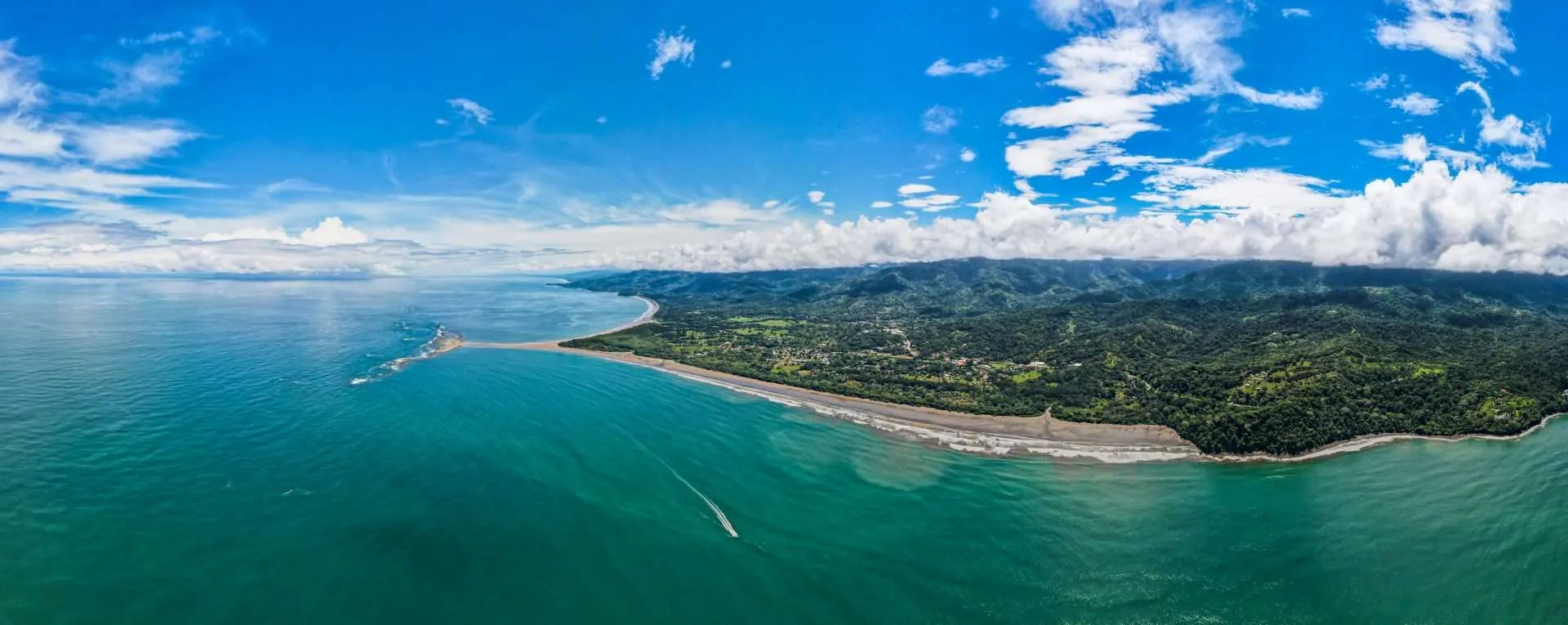 Uvita Whaletale © Conecat