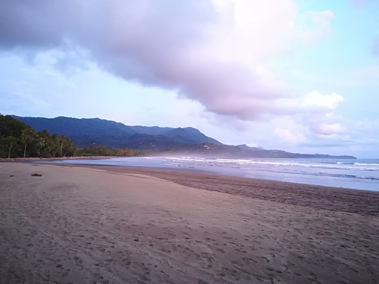 Playa Piñuelas Costa Rica