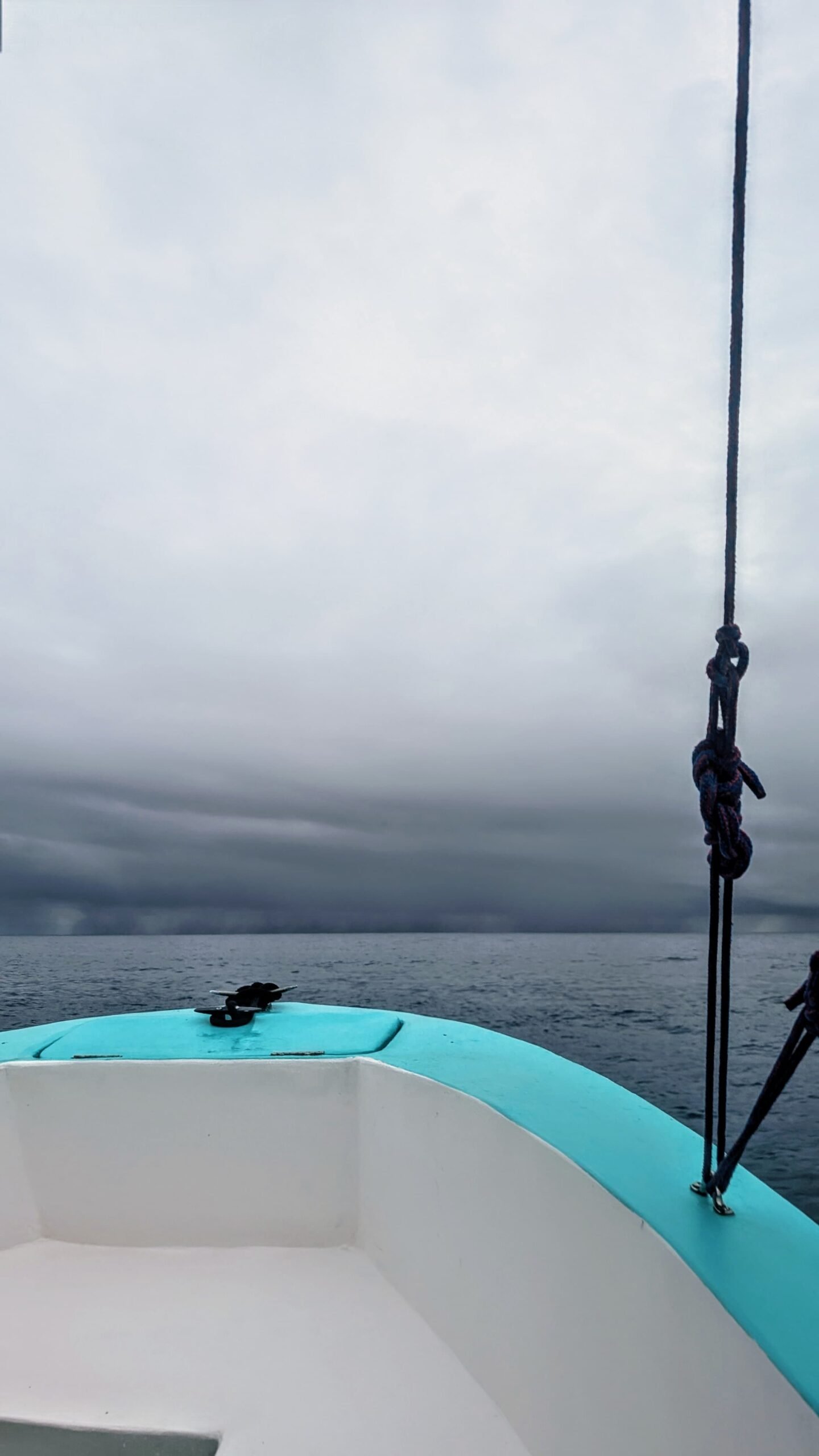 Stormy ocean at Caño Island