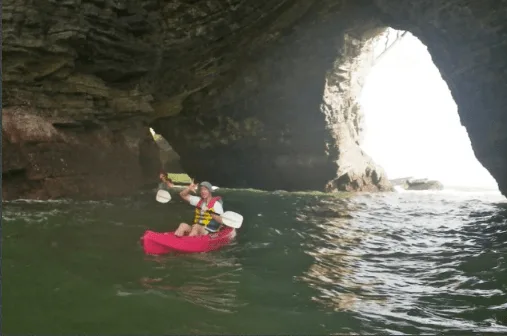 Hotel in Uvita, Playa Ventanas, Osa Costa Rica - Ballena Tales Magazine, Pineapple Tours