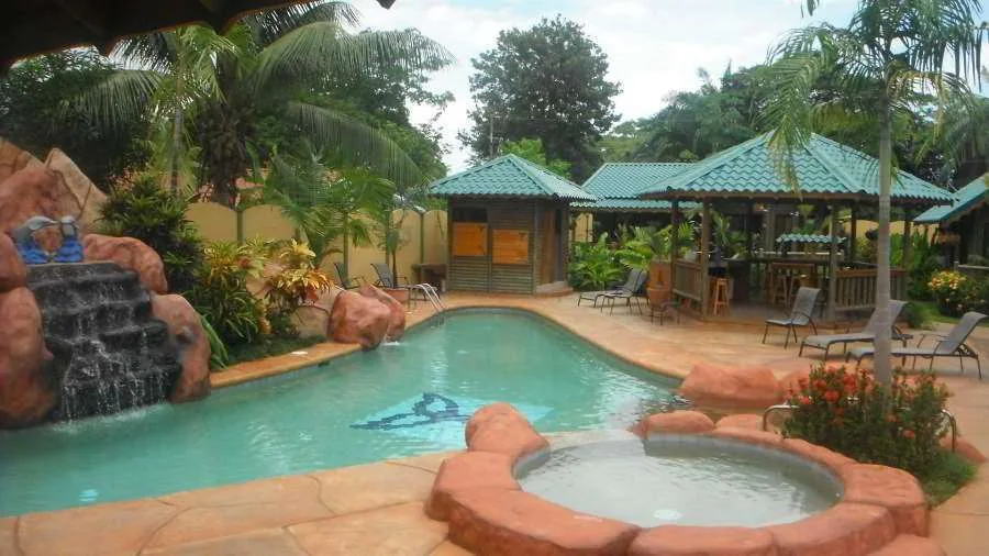 Villas Bungalows Ballena, precio muy accesible, Uvita Hotel, Osa, Villas Bungalows Ballena - Uvita Hotel - Fully equipped villas